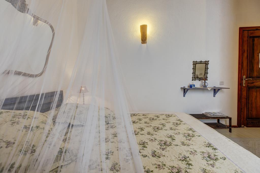 Retro Butik Otel (Adults Only) Çeşme Zewnętrze zdjęcie