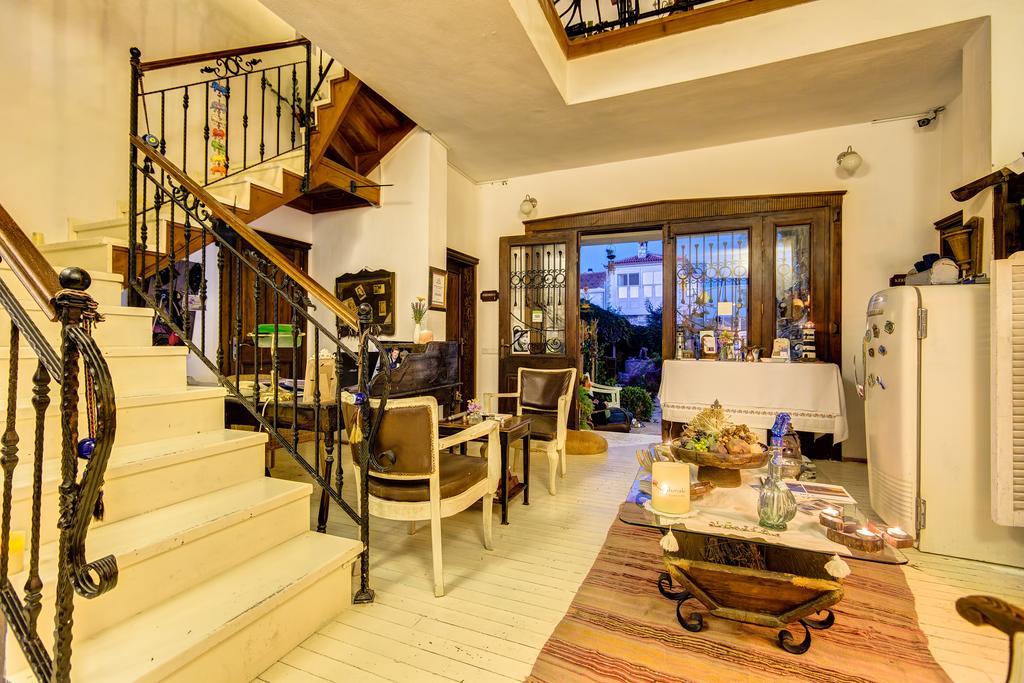 Retro Butik Otel (Adults Only) Çeşme Zewnętrze zdjęcie