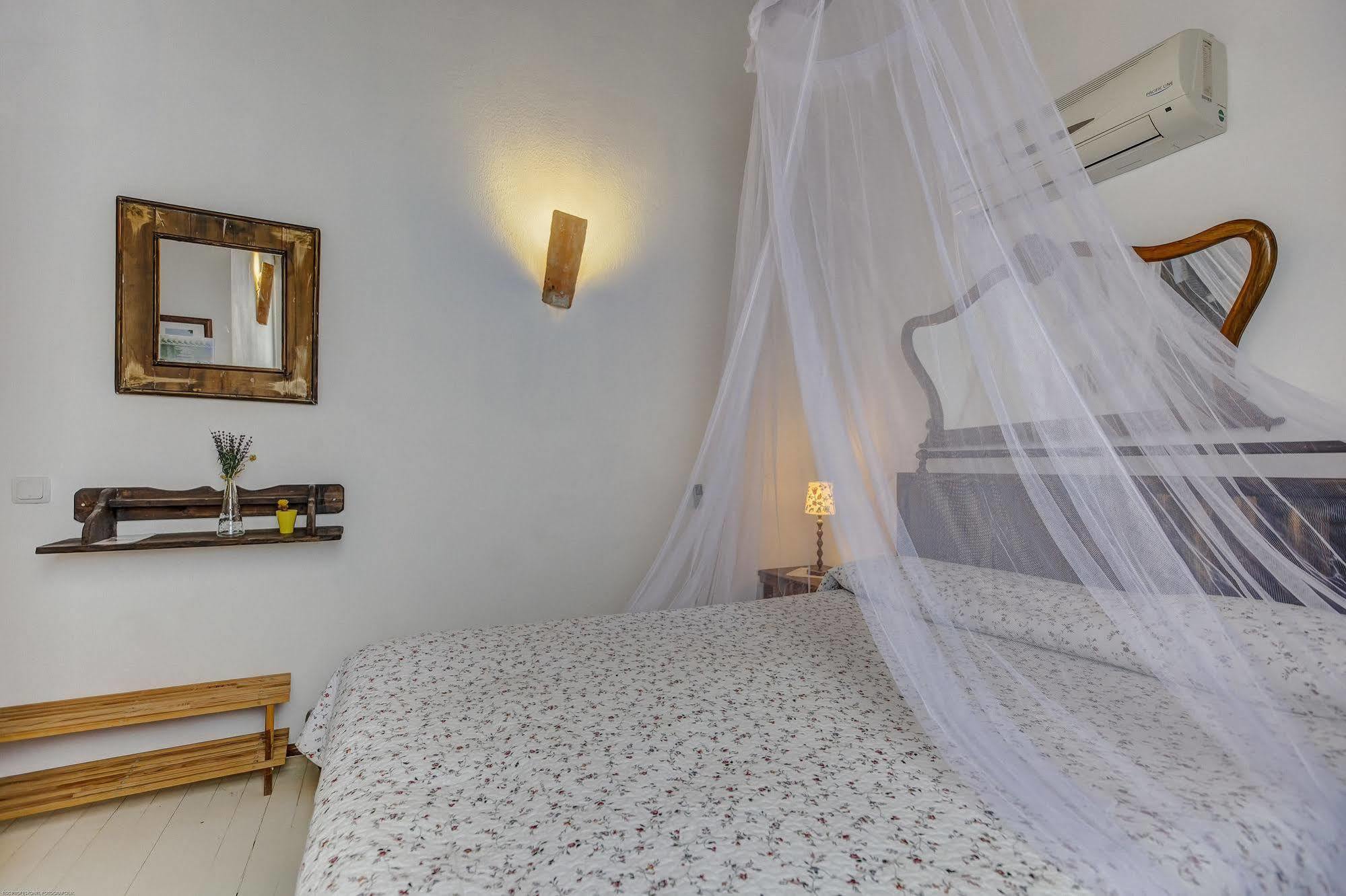 Retro Butik Otel (Adults Only) Çeşme Zewnętrze zdjęcie