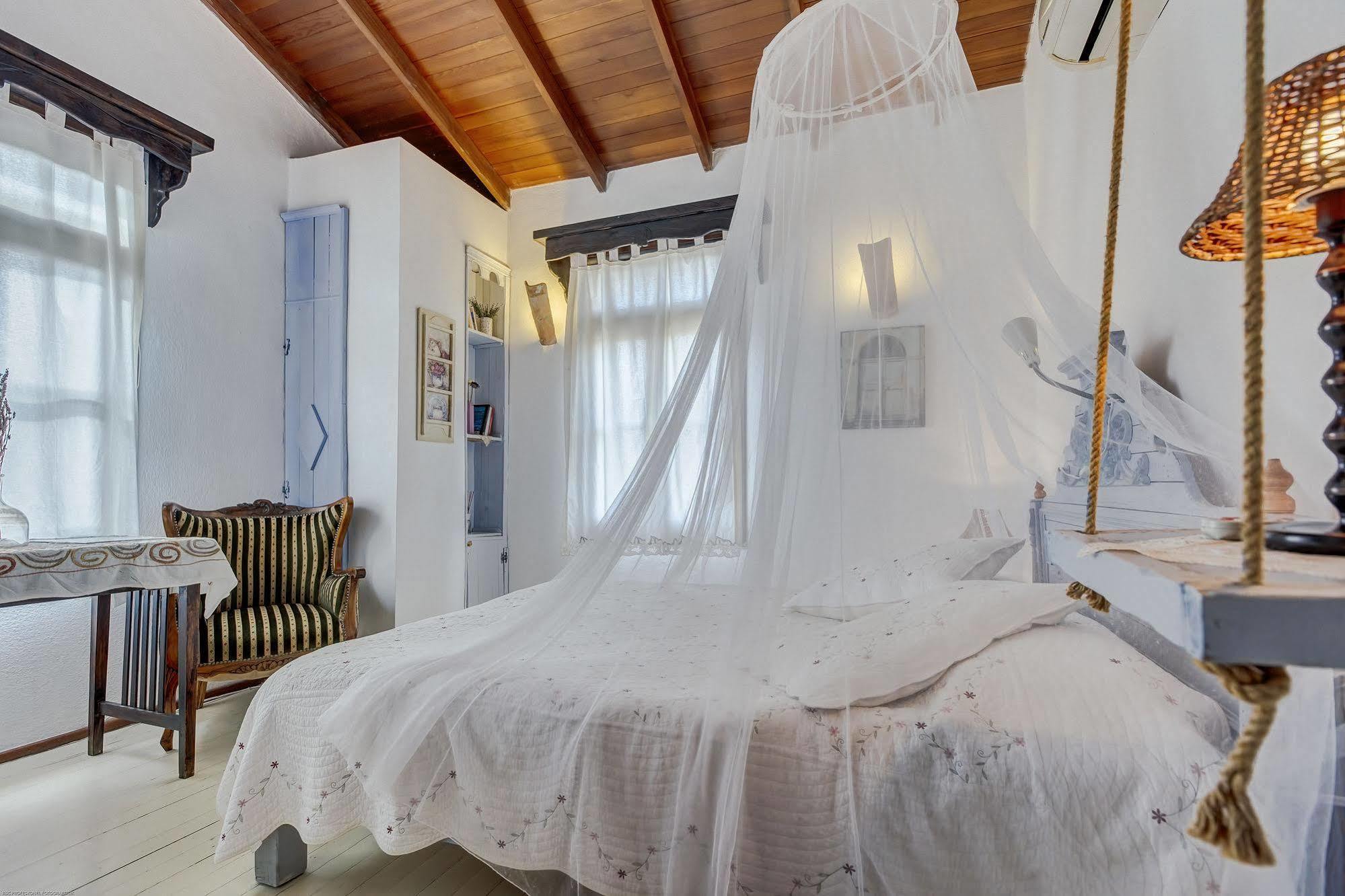 Retro Butik Otel (Adults Only) Çeşme Zewnętrze zdjęcie